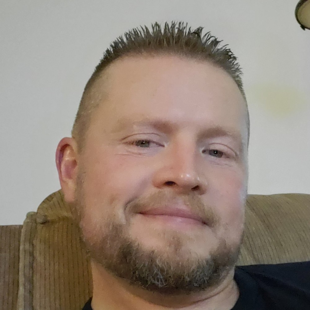 Meet your Posher, Casey